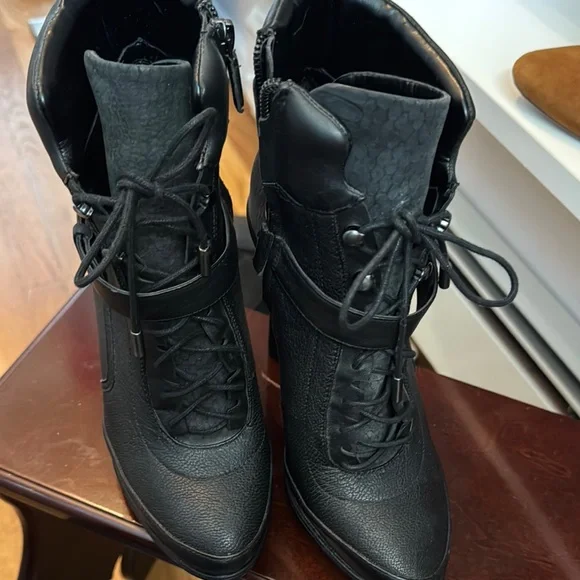 BCBGMaxAriza Leather Boot - Size 7 - Picture 7 of 7